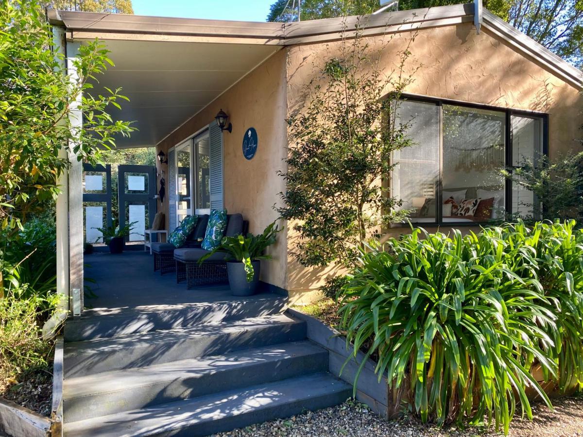Maleny Lake Cottages Экстерьер фото